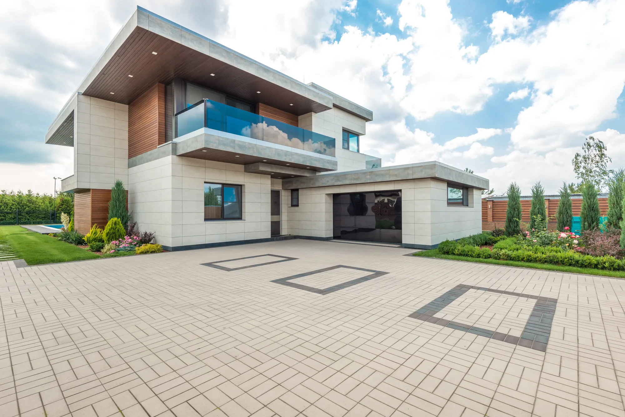 Residential garage door in Norwalk